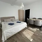 New Beachapartman