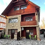 Konukevi New Beachapartman 3*