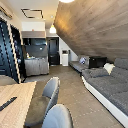 Guest house New Beachapartman Siofok
